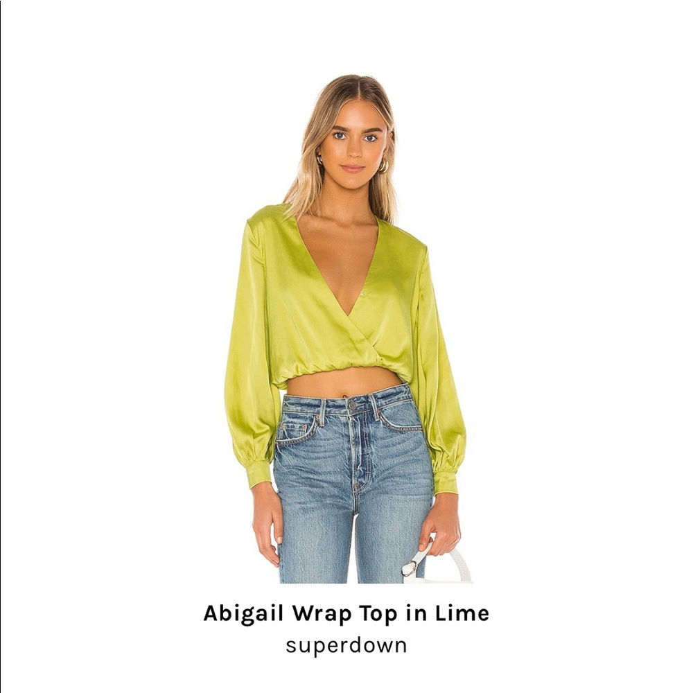 Superdown Abigail Wrap top